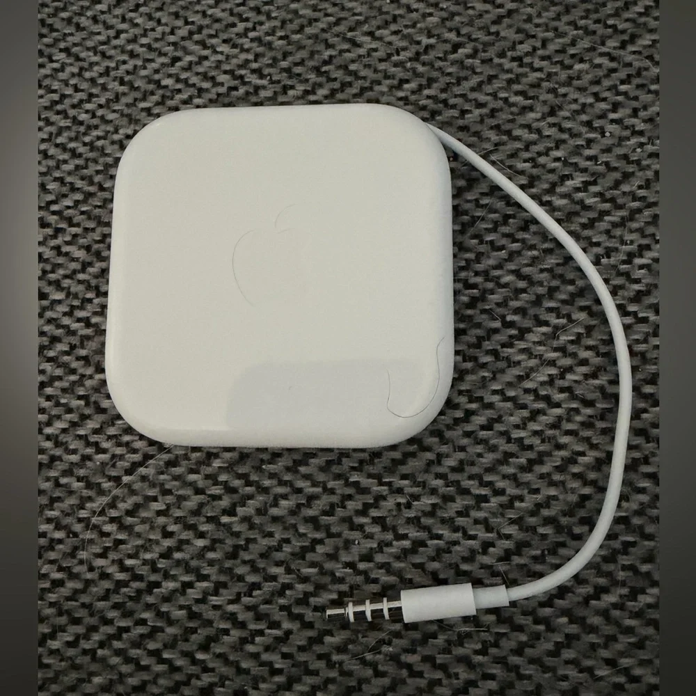 Apple Ear Pods